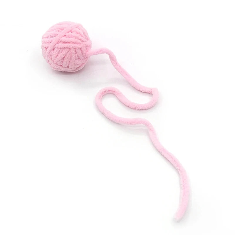 Interactive cat toy - colorful wool ball for entertaining and cleaning the teeth of cats and