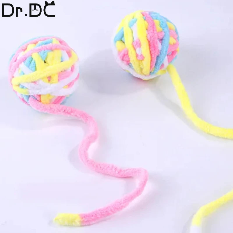 Interactive cat toy - colorful wool ball for entertaining and cleaning the teeth of cats and